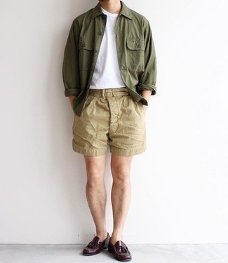 Tassel Loafers Outfits: This pairing of an olive shirt jacket and tan shorts delivers comfort and confidence and helps keep it clean yet current. To give this ensemble a classier vibe, complement your getup with tassel loafers.