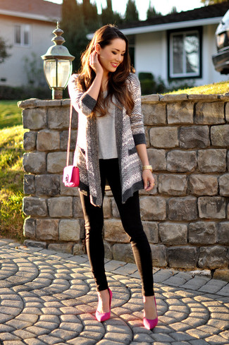 Charcoal Cardigan with Leggings Outfits (12 ideas & outfits)