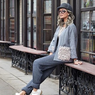 Grey Open Cardigan with Grey Sweatpants Outfits For Women (2 ideas