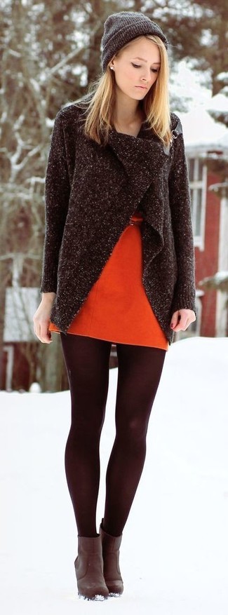 Brown Wool Tights with Dress Outfits (4 ideas & outfits)