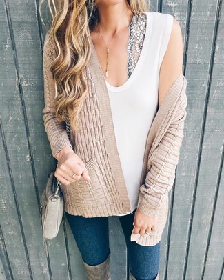 Tan Cardigan Outfits For Women: A tan cardigan and navy skinny jeans are a nice combo worth incorporating into your off-duty routine. When not sure as to what to wear on the footwear front, go with grey suede over the knee boots.