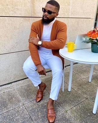 Tobacco Open Cardigan Outfits For Men: If you like the comfort look, make a tobacco open cardigan and white chinos your outfit choice. A trendy pair of tobacco fringe leather loafers is the most effective way to add a little kick to the getup.