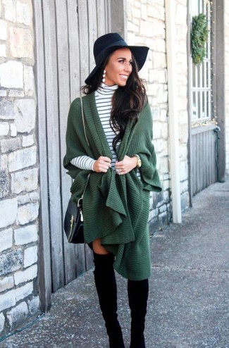 Dark Green Poncho Outfits: 