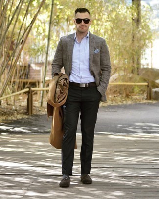 Grey Blazer Smart Casual Outfits For Men: This combination of a grey blazer and black chinos is irrefutable proof that a safe getup doesn't have to be boring. Dark brown suede loafers will give an extra dose of class to an otherwise everyday ensemble.