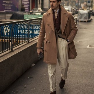 Beige Dress Pants Outfits For Men: Pairing a camel overcoat and beige dress pants is a fail-safe way to breathe sophistication into your styling collection. Send an otherwise mostly dressed-up outfit down a sportier path by finishing with a pair of dark brown suede loafers.