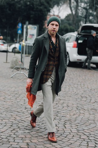Orange Plaid Scarf Outfits For Men: Pair a dark green overcoat with an orange plaid scarf to feel self-confident and look trendy. Not sure how to round off this ensemble? Finish off with brown leather oxford shoes to step up the wow factor.