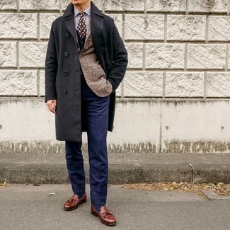 Tan Plaid Wool Blazer Outfits For Men: A tan plaid wool blazer and navy dress pants are worth being on your list of wardrobe essentials. Brown leather tassel loafers will be a welcome companion to your getup.