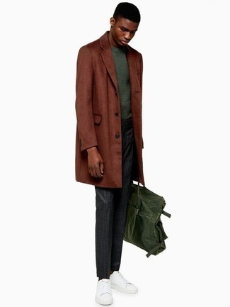 Olive Canvas Tote Bag Outfits For Men: A big yes to this bold casual pairing of a tobacco overcoat and an olive canvas tote bag! When not sure about the footwear, add white leather low top sneakers to the mix.