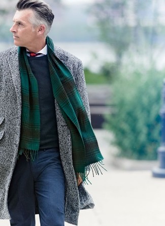 Dark Green Plaid Scarf Outfits For Men: A grey overcoat and a dark green plaid scarf are must-have staples if you're crafting a casual wardrobe that matches up to the highest menswear standards.
