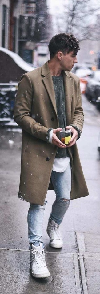 Camel Overcoat Relaxed Outfits: A camel overcoat and light blue ripped skinny jeans are a favorite combo for many style-conscious gentlemen. Finishing with a pair of white canvas high top sneakers is the most effective way to bring a dash of stylish casualness to your getup.