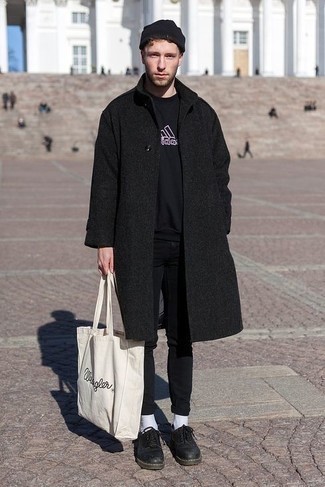 White Print Canvas Tote Bag Outfits For Men: For a casual and cool outfit, team a black overcoat with a white print canvas tote bag — these two items work beautifully together. Black leather derby shoes will add an elegant aesthetic to the ensemble.