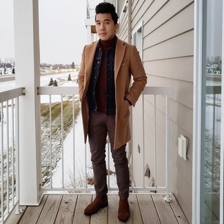 Burgundy Turtleneck with Camel Overcoat Outfits: One of the best ways for a man to style out such a practical piece as a camel overcoat is to combine it with a burgundy turtleneck. If you wish to immediately amp up your look with one single item, why not add brown suede chelsea boots to the mix?