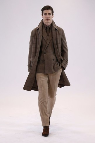 Dark Brown Check Overcoat Outfits: A dark brown check overcoat and khaki wool dress pants are a truly sharp combo for any guy to try. Complement your outfit with dark brown suede oxford shoes et voila, this getup is complete.
