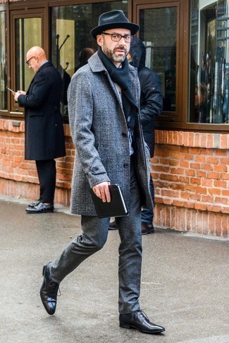 Grey Plaid Overcoat Outfits: Inject a classy touch into your current fashion mix with a grey plaid overcoat and charcoal wool chinos. A pair of black leather oxford shoes will create a beautiful contrast against the rest of the getup.