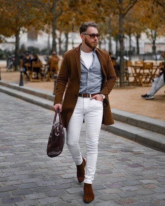 Brown Belt Outfits For Men: Why not team a brown overcoat with a brown belt? Both pieces are very practical and will look good when worn together. Boost the formality of this look a bit by rounding off with brown suede chelsea boots.