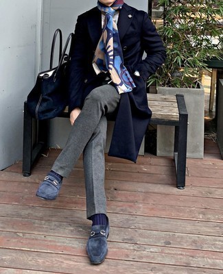 Multi colored Print Scarf Outfits For Men: This combo of a navy overcoat and a multi colored print scarf is a safe and very fashionable bet. Want to dial it up when it comes to shoes? Introduce a pair of navy suede loafers to the mix.
