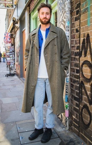 Olive Overcoat Outfits: Rock an olive overcoat with light blue jeans if you seek to look sharp without much work. For extra fashion points, add a pair of black leather casual boots to the equation.