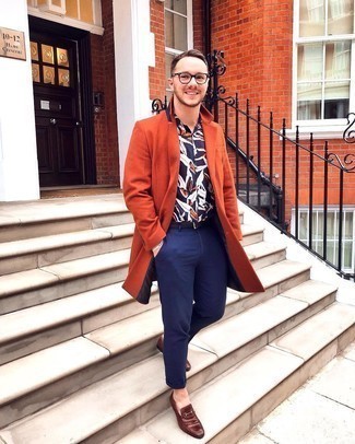 Orange Overcoat Outfits: This pairing of an orange overcoat and navy chinos strikes the ideal balance between refined and off-duty. In the shoe department, go for something on the dressier end of the spectrum by finishing off with a pair of brown leather loafers.