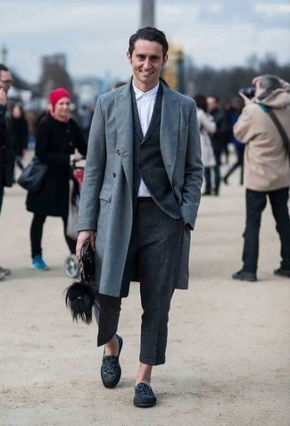 Blue Overcoat Outfits: A blue overcoat and a charcoal suit are absolute mainstays if you're figuring out a sophisticated wardrobe that matches up to the highest sartorial standards. For a more casual take, add navy print canvas loafers to this look.