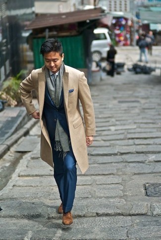 Green Check Scarf Chill Weather Outfits For Men: For an off-duty outfit, pair a beige overcoat with a green check scarf — these two pieces play nicely together. To give your overall outfit a more refined twist, complete this ensemble with brown suede oxford shoes.