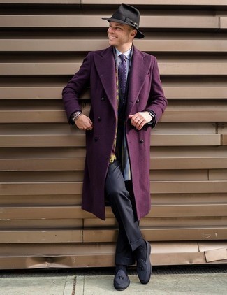 Charcoal Canvas Loafers Outfits For Men: This classy combination of a violet overcoat and a charcoal suit is a popular choice among the stylish men. Rounding off with charcoal canvas loafers is a surefire way to infuse a more relaxed spin into your look.