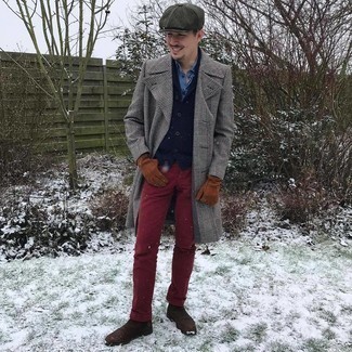 Dark Green Flat Cap Outfits For Men: Team a grey plaid overcoat with a dark green flat cap and you'll be prepared for wherever the day takes you. Rounding off with dark brown suede chelsea boots is a surefire way to breathe an element of polish into this getup.