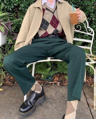 Dark Green Chinos Outfits: A camel overcoat and dark green chinos matched together are a match made in heaven for gents who love polished styles. A pair of black chunky leather derby shoes effortlessly boosts the style factor of any ensemble.