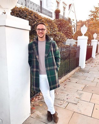 Dark Green Plaid Overcoat Outfits: A dark green plaid overcoat and white skinny jeans are the perfect way to introduce effortless cool into your casual styling collection. Make your look a bit more refined by finishing with brown suede chelsea boots.