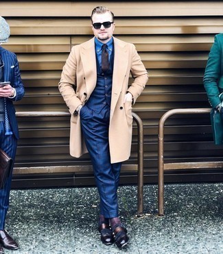 Violet Socks Dressy Outfits For Men: This combination of a beige overcoat and violet socks is put together and yet it's casual and apt for anything. Feeling venturesome? Change things up a bit with a pair of dark brown fringe leather loafers.
