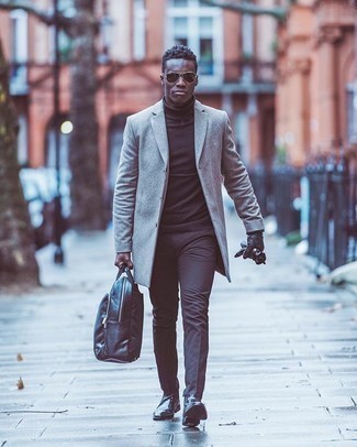 Black Backpack Outfits For Men: For an outfit that offers function and fashion, opt for a grey overcoat and a black backpack. Black leather chelsea boots are the most effective way to give an added dose of style to your ensemble.