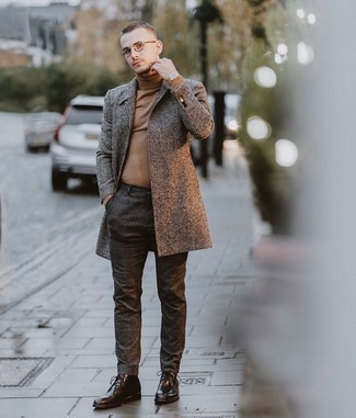 Grey Wool Chinos Outfits: Go smart casual in a grey check overcoat and grey wool chinos. Bring a hint of stylish casualness to with a pair of dark brown leather desert boots.