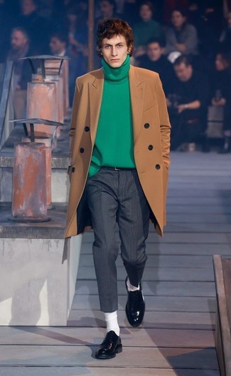 Green Knit Turtleneck Outfits For Men: Go for a green knit turtleneck and charcoal vertical striped wool dress pants to achieve a neat and elegant menswear style. Make your look a bit more polished by finishing off with a pair of black leather loafers.