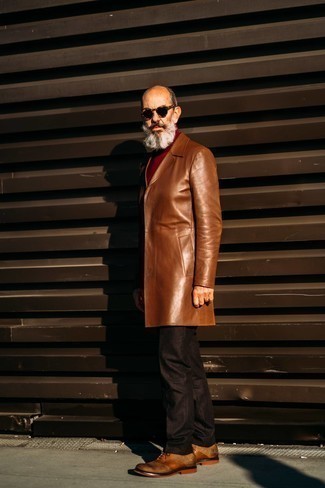 Dark Brown Leather Overcoat Outfits: A dark brown leather overcoat and dark brown dress pants are a polished combo that every modern guy should have in his sartorial collection. On the shoe front, this ensemble is complemented wonderfully with tobacco leather oxford shoes.