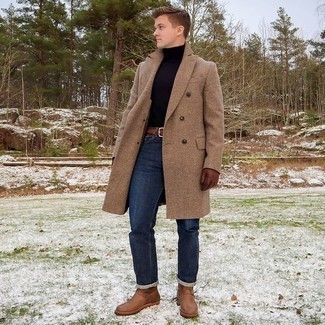 500+ Cold Weather Outfits For Men: If the setting allows a casual outfit, you can rock a navy turtleneck.