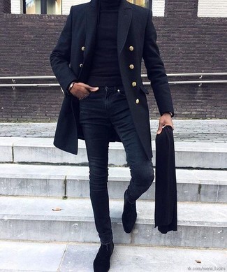 Black Suede Chelsea Boots Outfits For Men: A navy overcoat and navy skinny jeans have become veritable wardrobe styles for most men. Feeling adventerous? Spice things up by finishing with a pair of black suede chelsea boots.