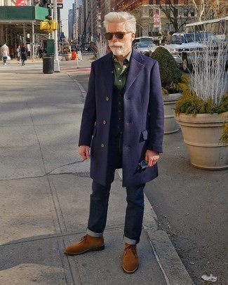 Brown Suede Desert Boots Smart Casual Outfits: We're loving how this semi-casual combination of a navy overcoat and navy jeans instantly makes men look on-trend. Upgrade this ensemble with brown suede desert boots.