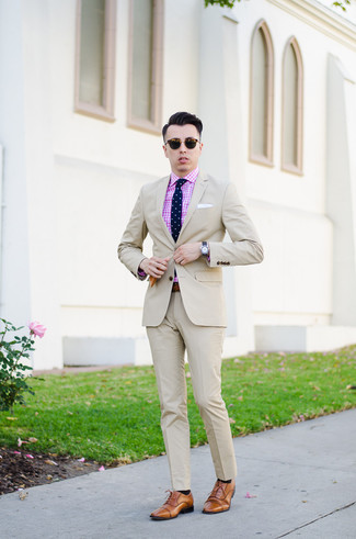 Pink Dress Shirt Outfits For Men: 