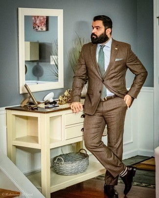 Grey Check Dress Shirt Outfits For Men: 