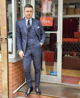 Navy Wool Suit Outfits: 