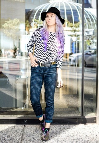 Navy Plaid Skinny Pants Outfits: 