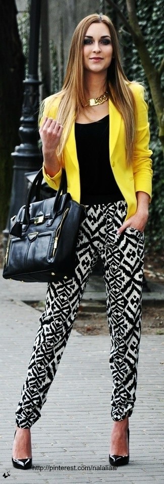 Black and White Pajama Pants Outfits For Women: 
