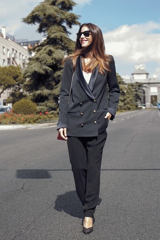 Black Double Breasted Blazer Outfits For Women: 