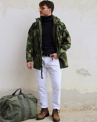 Dark Brown Suede Casual Boots Outfits For Men: An olive camouflage parka and white jeans are absolute menswear staples that will integrate brilliantly within your daily collection. Feeling transgressive today? Class up your outfit with dark brown suede casual boots.