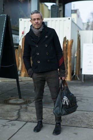 So as you can see, it doesn't take that much time for a man to look casually smart. Dress in a black pea coat and grey chinos and you'll look incredibly stylish. On the shoe front, go for something on the classier end of the spectrum and finish this getup with a pair of black leather derby shoes.