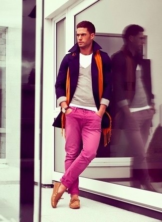 Pea Coat Outfits: Putting together a pea coat and hot pink chinos is a surefire way to infuse your wardrobe with some masculine refinement. You could perhaps get a little creative with footwear and dial down this ensemble by rounding off with a pair of tan suede driving shoes.