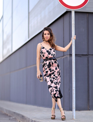 Pink Floral Cami Dress Outfits: Master casual look in a pink floral cami dress. Introduce a pair of gold leather heeled sandals to the equation for a sense of polish.