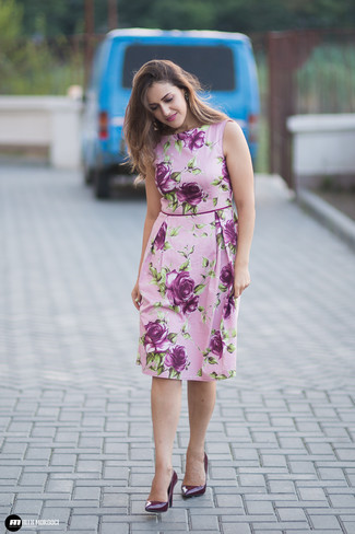 Plunge Front Pencil Dress In Over Scale Floral Print