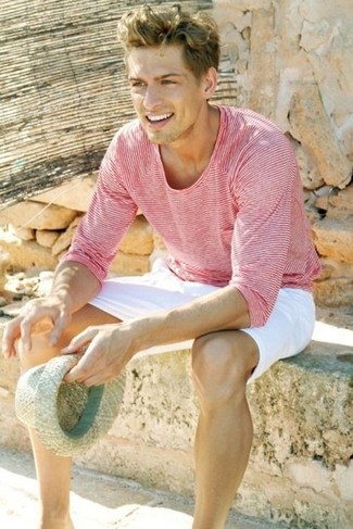 Tan Straw Hat Outfits For Men: One of the most popular ways for a man to style a pink long sleeve t-shirt is to combine it with a tan straw hat in a casual look.