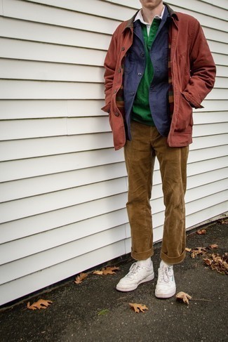Beige Corduroy Chinos Outfits: 