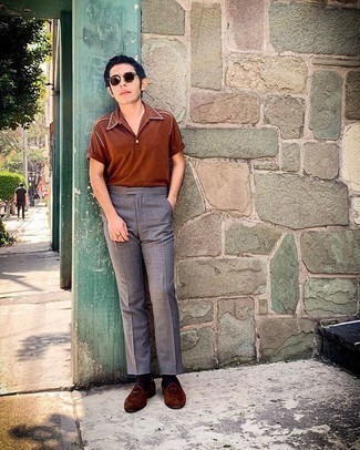 Tobacco Polo Outfits For Men: Such pieces as a tobacco polo and grey dress pants are the ideal way to introduce extra polish into your daily off-duty arsenal. A pair of brown suede loafers will spruce up any look.